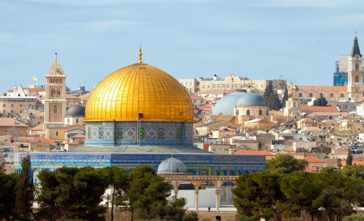 سقوط حجارة المسجد الأقصى بسبب إسرائيل القدس