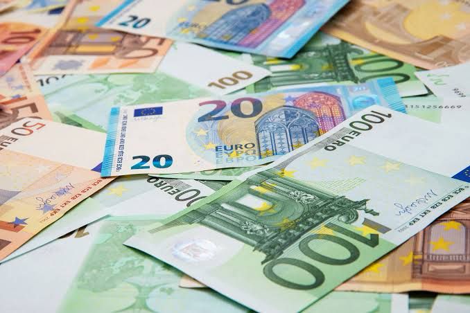 سعر اليورو مقابل الجنيه المصري اليوم الخميس 28-12-2023 في السوق السوداء
