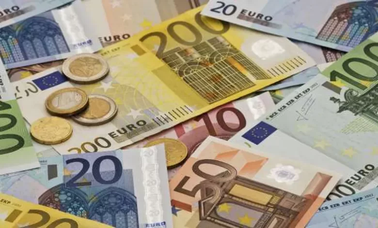 سعر اليورو اليوم السوق السوداء الجمعة 26 أبريل 2024